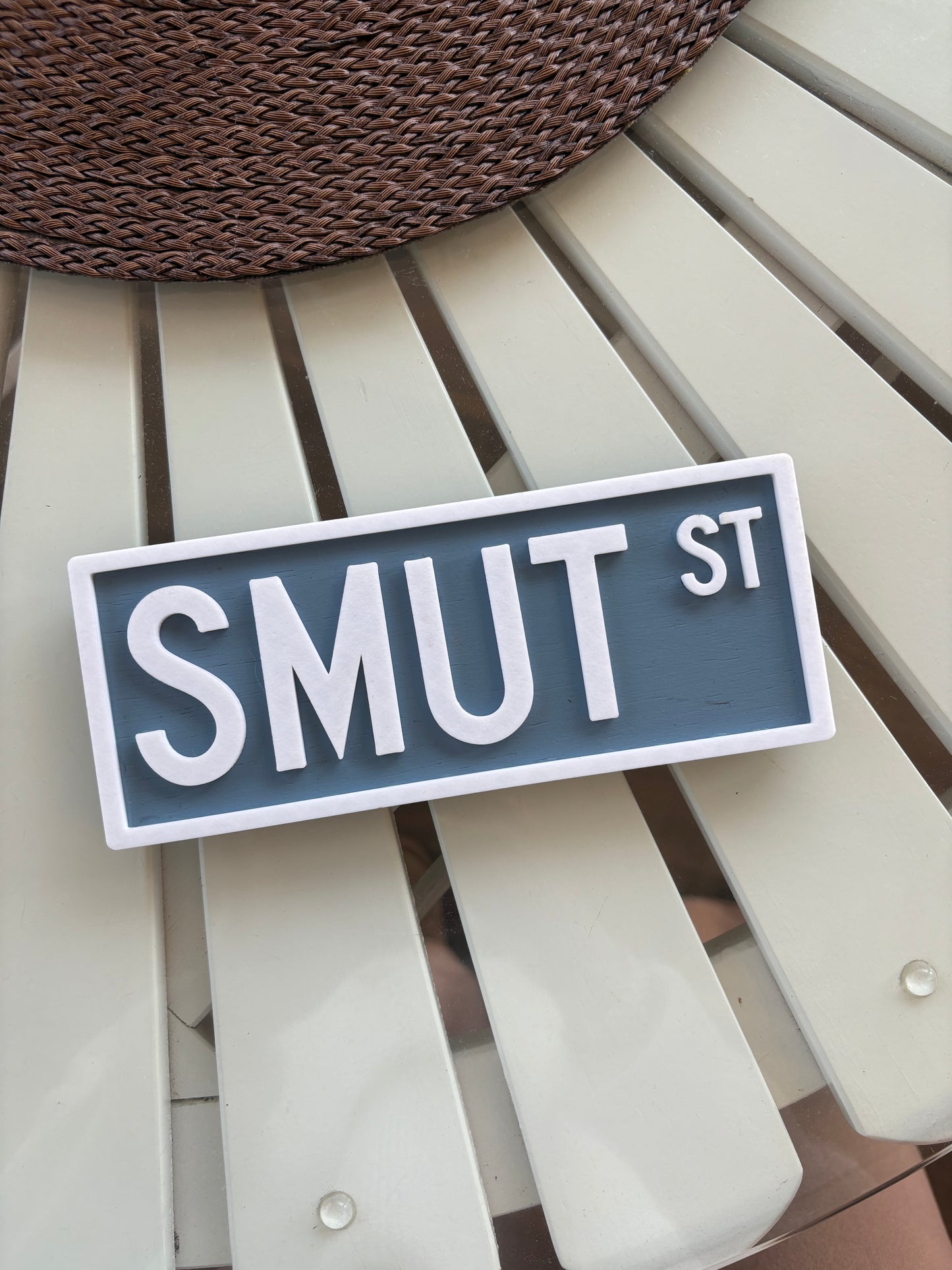 Smut Street Sign