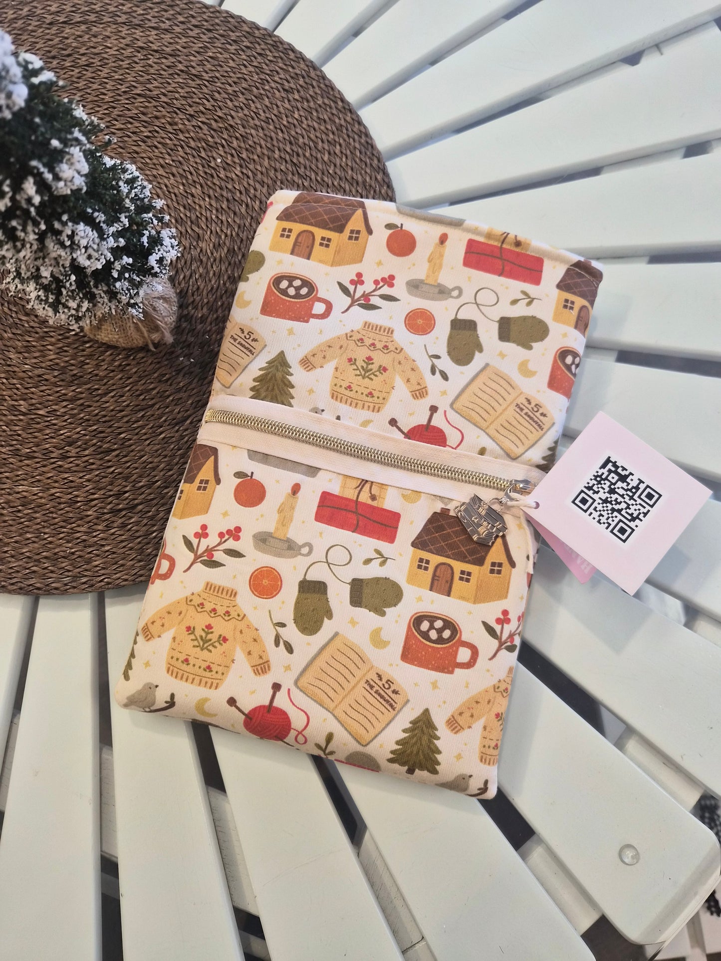 Medium Padded Book Sleeve (great for a traditional book)