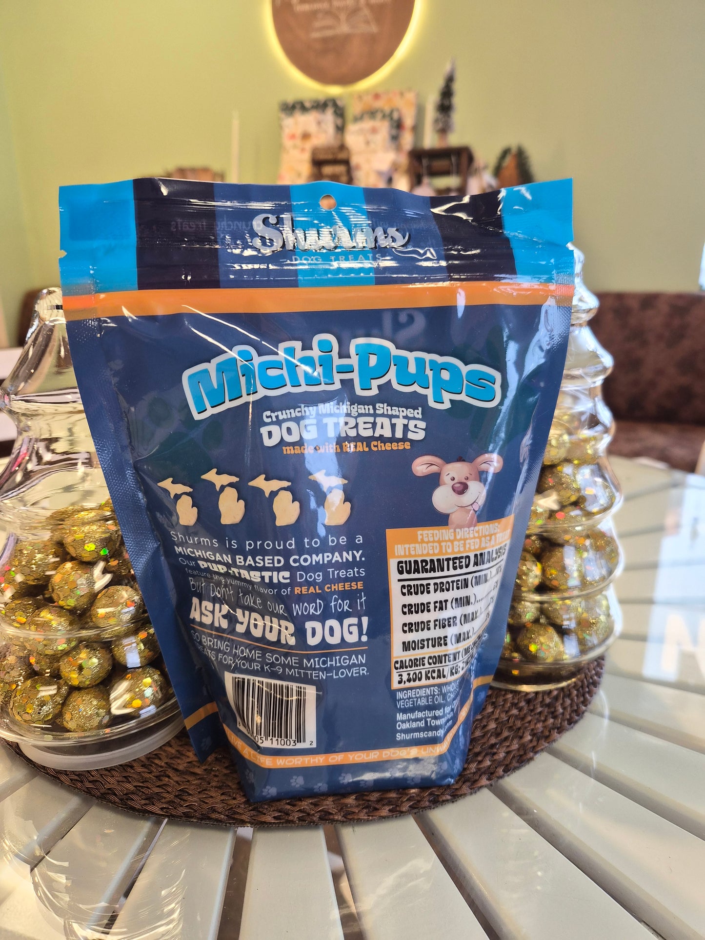 Michi-Pups Crunchy Michigan Shaped Dog Treats