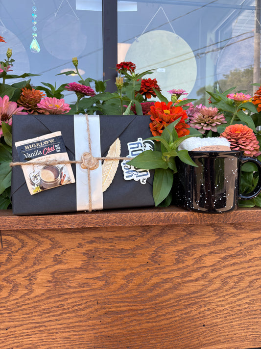 Spicy Pages Book Box - Monthly Spicy Romance Subscription Box