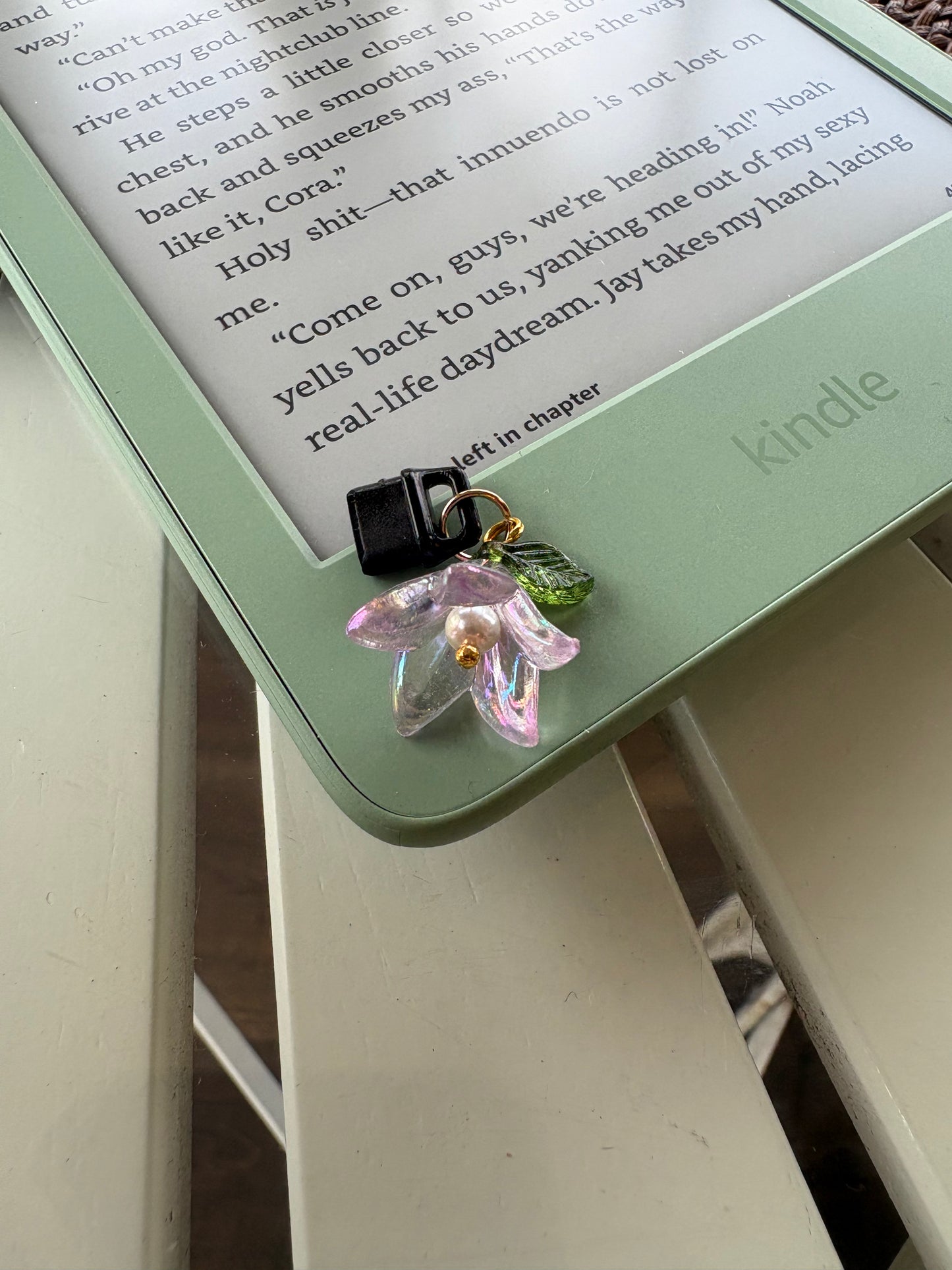 Flower Kindle Charm