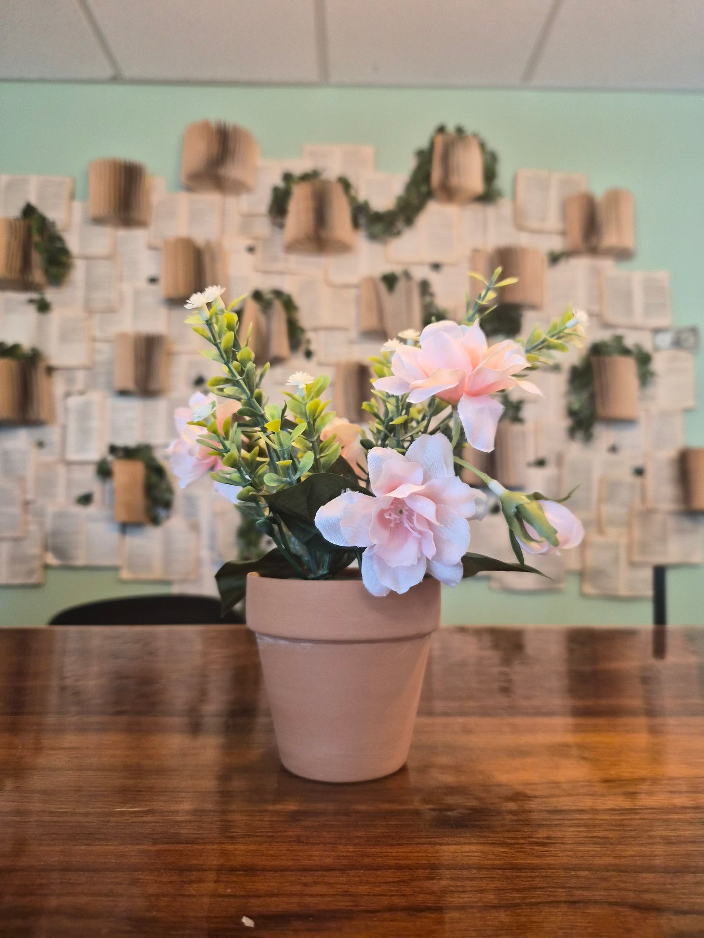 September 10th Craft Night - Mini Pot Painting & Flower Arrangement Ticket