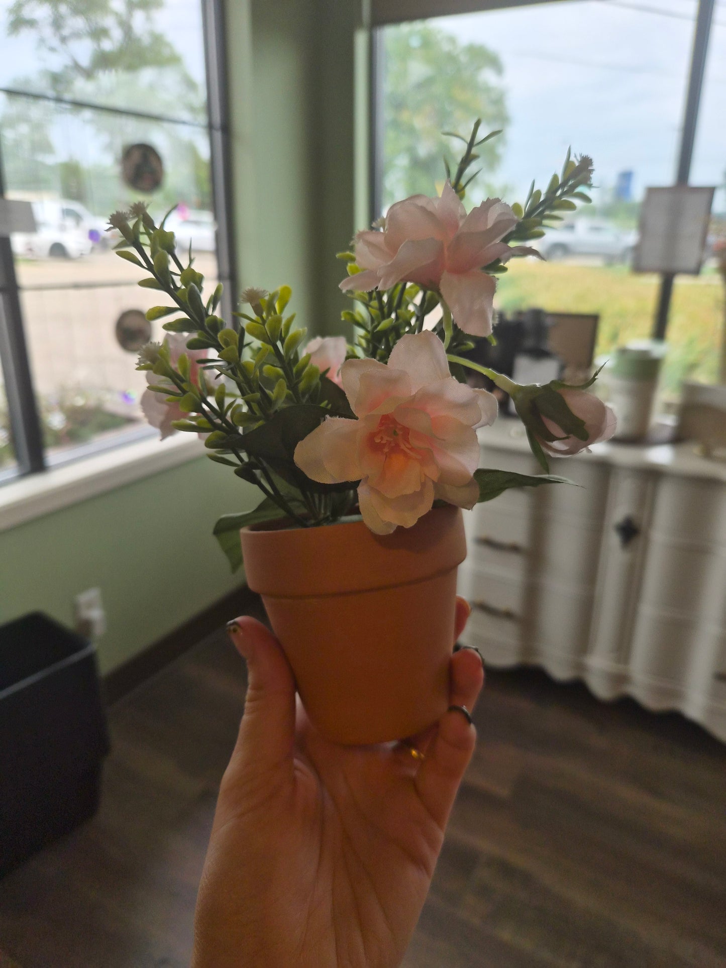 September 10th Craft Night - Mini Pot Painting & Flower Arrangement Ticket
